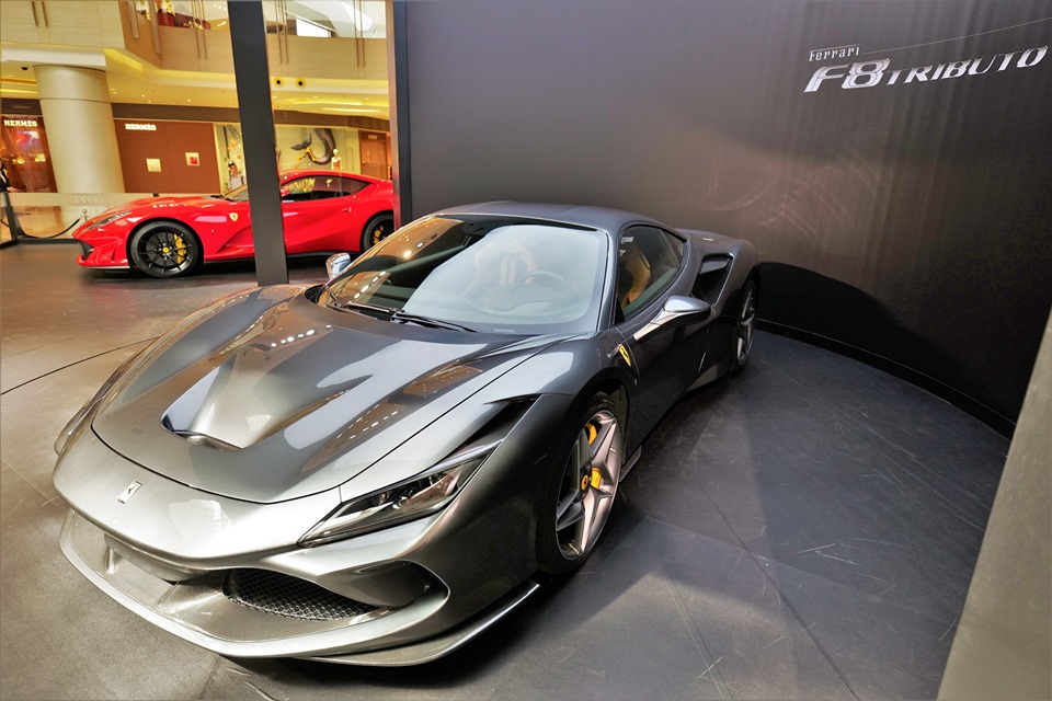 Ferrari F8 Tributo có giá bán 12,9 tỷ đồng tại Hồng Kông Ferrari F8 Tributo có giá bán 12,9 tỷ đồng tại Hồng Kông