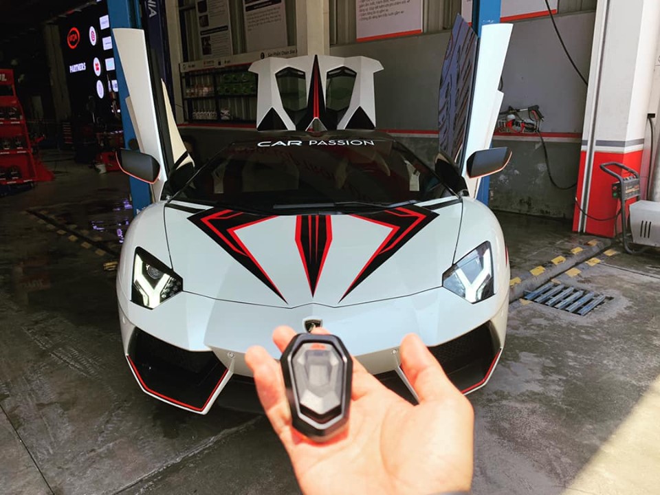 Đây là chiếc Lamborghini Aventador LP700-4 mui trần đầu tiên tham dự Car Passion 2019 Đây là chiếc Lamborghini Aventador LP700-4 mui trần đầu tiên tham dự Car Passion 2019