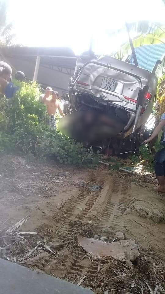 Trong 4 người ngồi trên chiếc Toyota Innova, có 1 người tử vong và 3 người bị thương