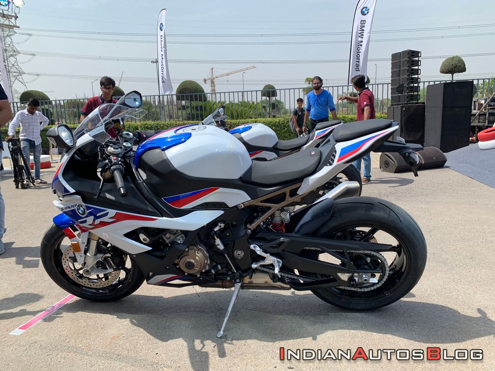 The new generation 2021 BMW  S1000RR  super motor  has 