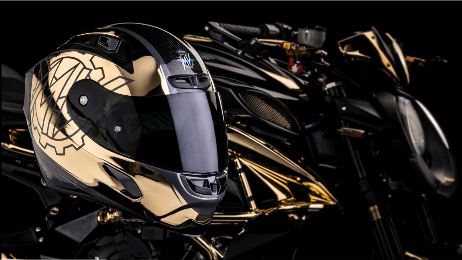 Mũ bảo hiểm X-lite bản đặc biệt đi kèm theo xe