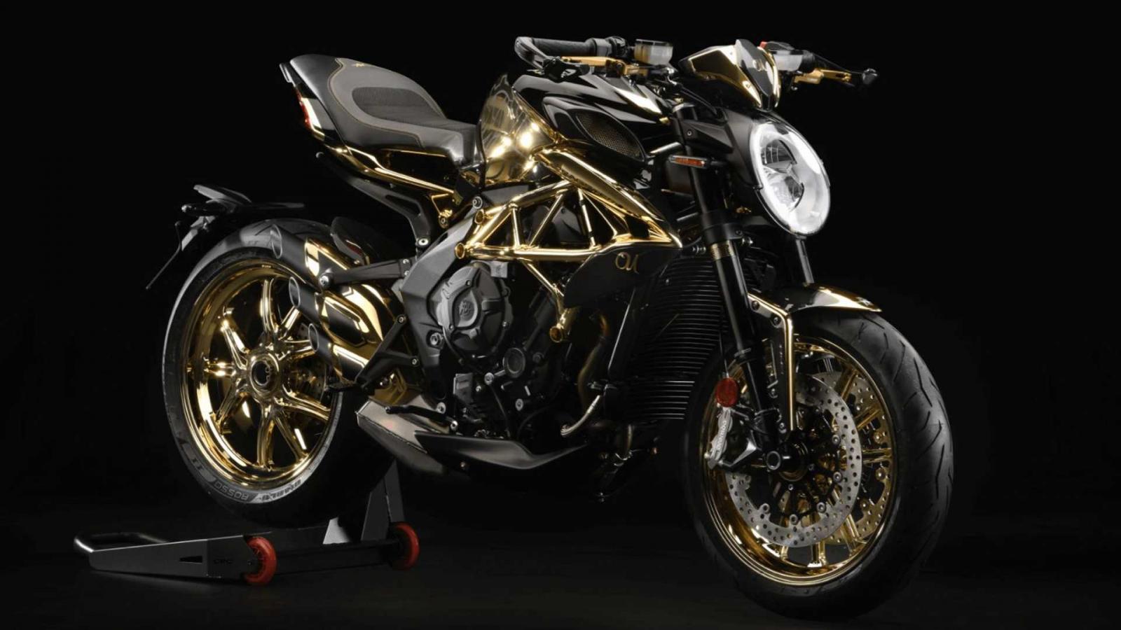 MV Agusta Dragster 800 RC Shining Gold