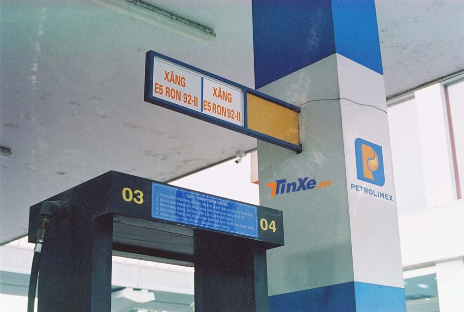 Giá bán các mặt hàng xăng dầu được điều chỉnh từ 16h30 chiều nay