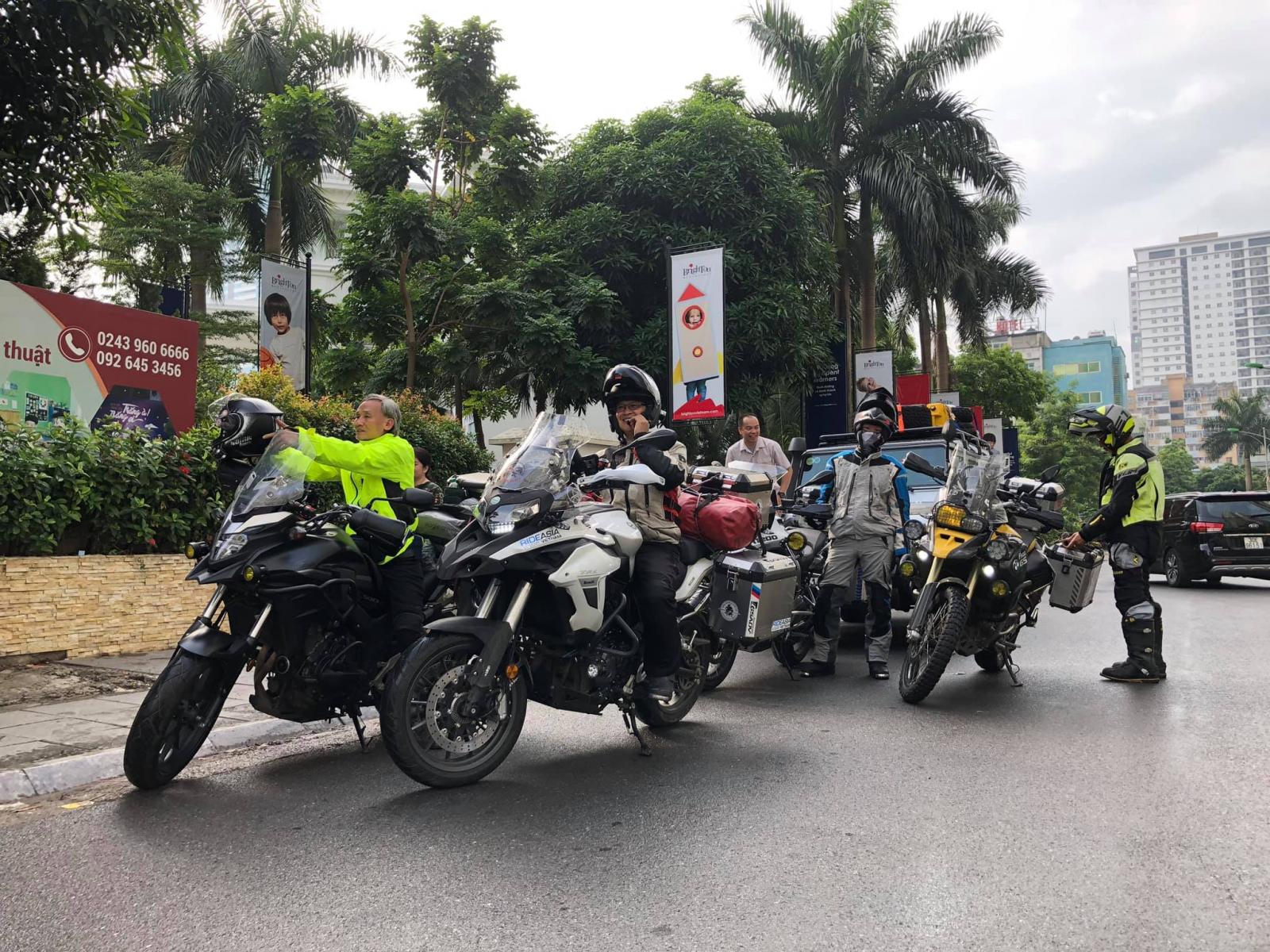 Đoàn xe chính thức xuất phát từ sáng ngày 2/7/2019, dự kiến quay trở lại Việt Nam vào dịp Tết Nguyên Đán 2020