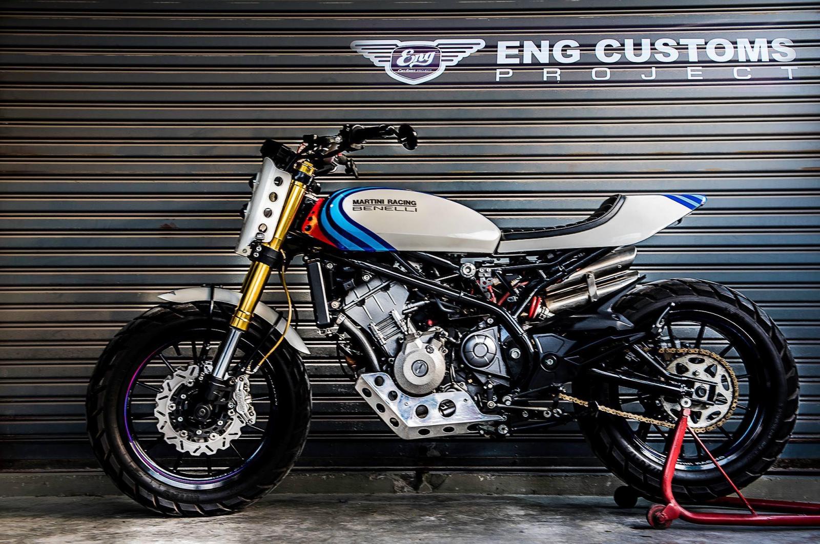 Chiếc Flat Tracker có độ hoàn thiện cao đến từ các chi tiết độ như bình xăng, ốp đuôi