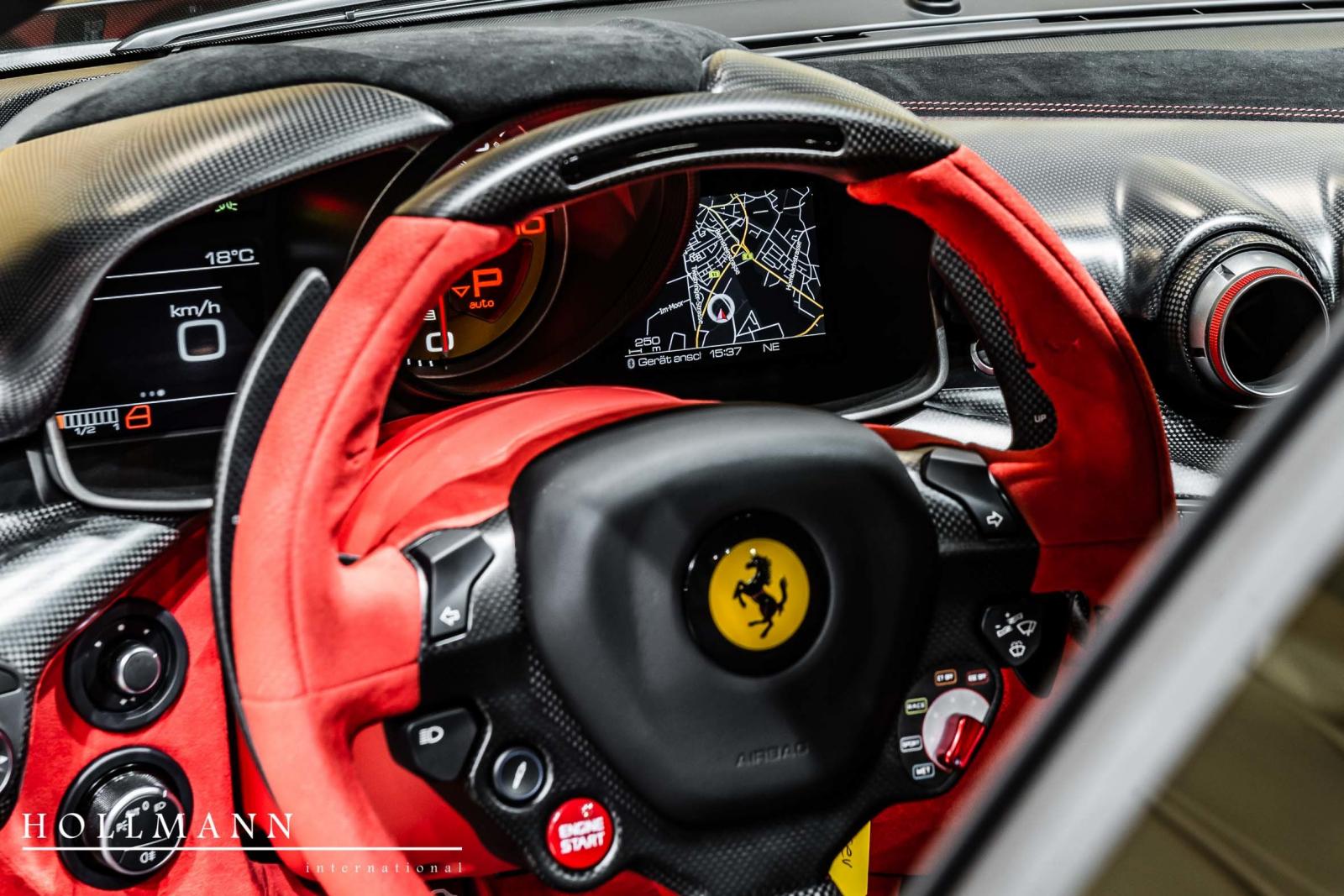 Ferrari F12tdf có công suất tối đa 780 mã lực