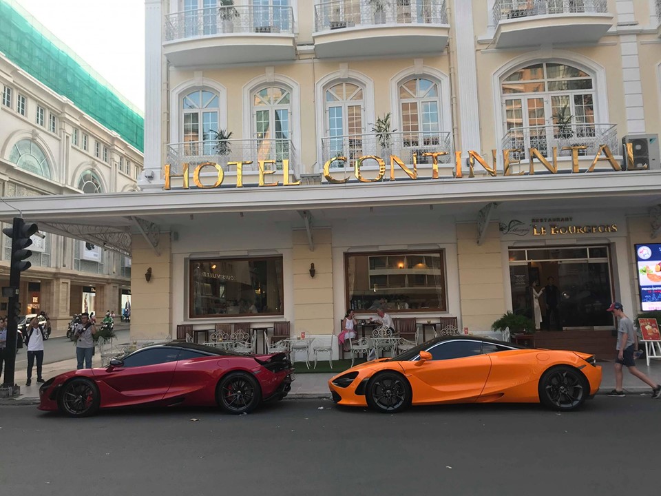 Trong số 5 chiếc siêu xe McLaren 720S có mặt tại Việt Nam, màu đỏ Memphis và cam khá được ưa chuộng Trong số 5 chiếc siêu xe McLaren 720S có mặt tại Việt Nam, màu đỏ Memphis và cam khá được ưa chuộng