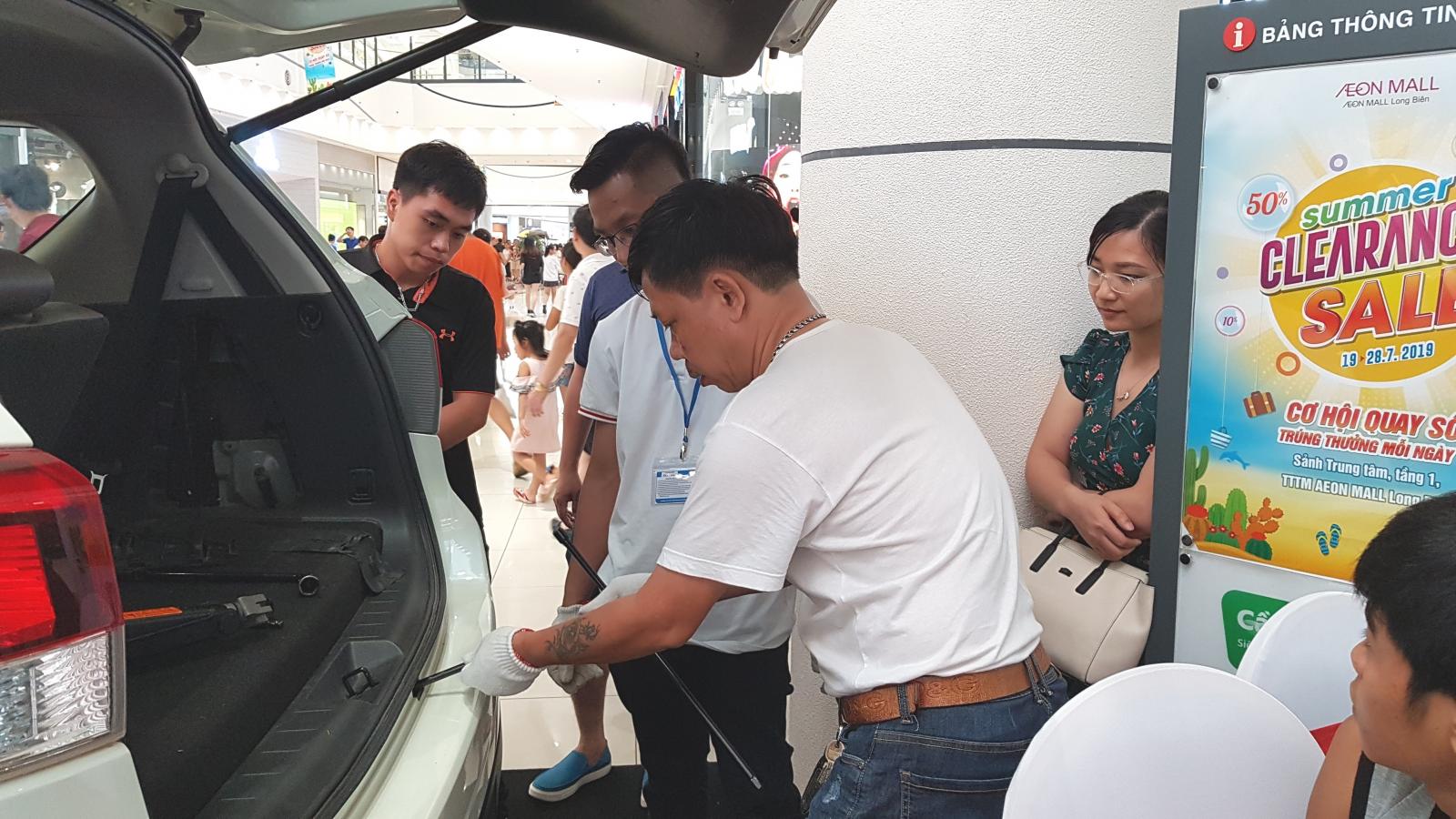 Nhìn chung, đây sẽ là sự kiện hữu ích cho người dùng đang sở hữu Nissan Terra và Nissan Navara có thể nắm sâu hơn về xế cưng của mình qua sự hướng dẫn của các chuyên viên kỹ thuật đến từ Nissan Việt Nam