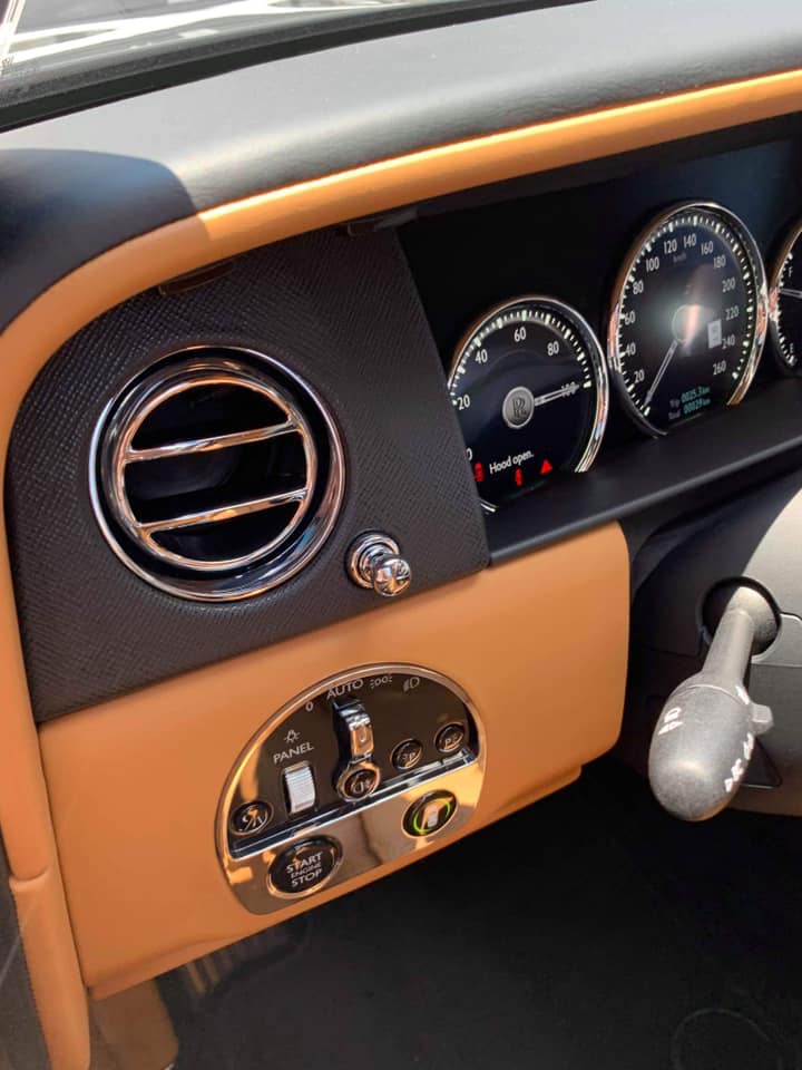 Rolls-Royce Cullinan được trang bị động cơ V12