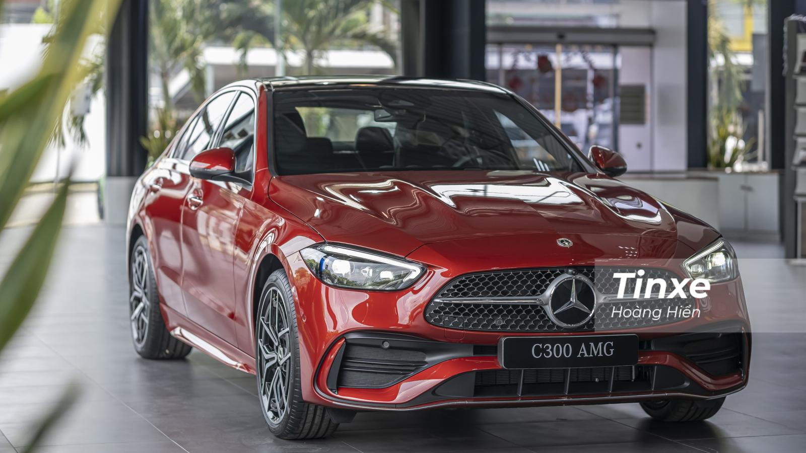 Đánh giá Mercedes-Benz C300 AMG First Edition 2022