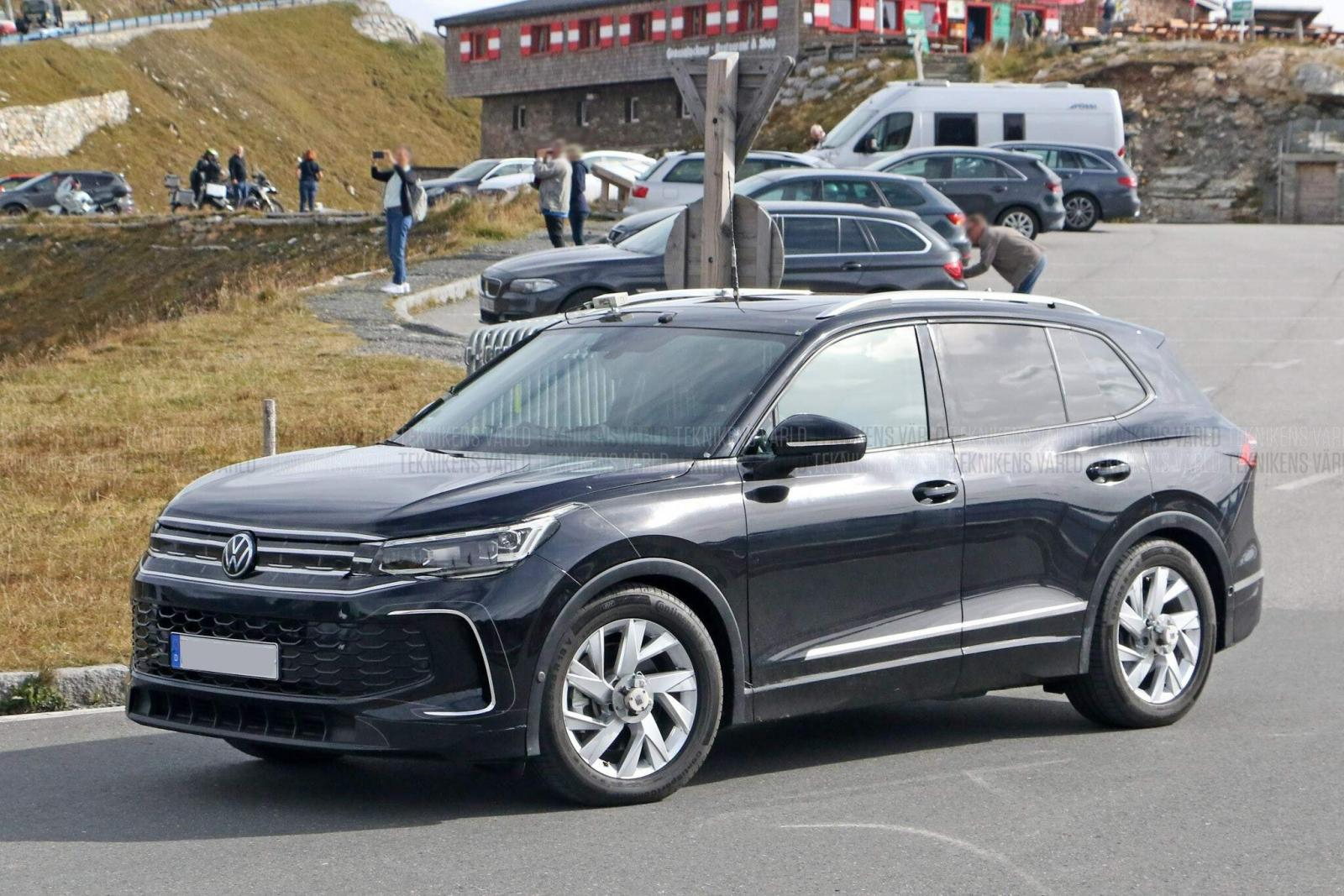 Dự kiến Volkswagen Tiguan 2024 sẽ chính thức trình làng vào năm sau.