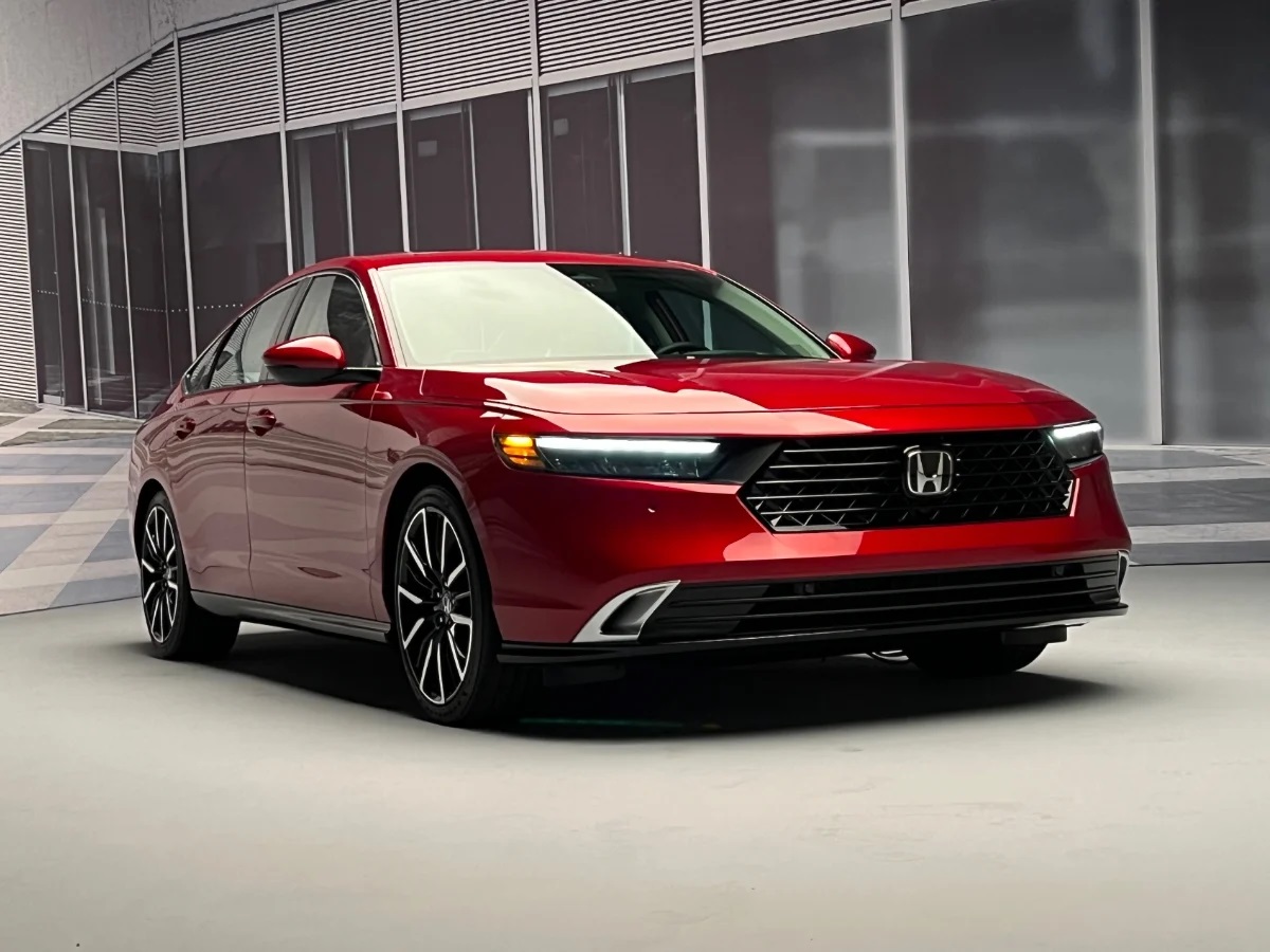 Honda Accord 2023  chính thức chốt giá bán