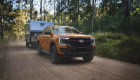 Ford nâng cấp Ranger 2026 để cạnh tranh Hilux mới: Bổ sung bản Wolftrak, khai tử máy dầu 2.0 Bi-Turbo
