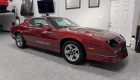 Thú vị về câu chuyện chiếc xe Chevrolet Camaro IROC-Z được chủ cho đậu trong garage từ 1987 đến nay