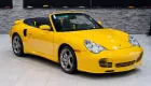Chiếc xe Porsche 911 Turbo S Cabriolet 2005 này có giá còn cao hơn cả Porsche 911 mới nhất
