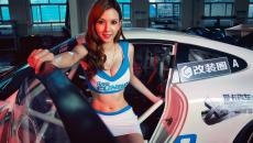Ngắm nữ diễn viên phim người lớn Takizawa Rola khoe ngực căng đầy bên Porsche 911 GT3 Cup