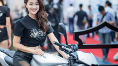 Dàn "chân dài" nóng bỏng tại triển lãm Vietnam AutoExpo 2018