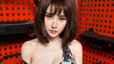 Người đẹp Tôn Mộng Di khoe vẻ đẹp không tỳ vết bên đống phụ tùng xe cộ