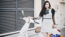 Chân dài Huyền Thư sóng đôi với Vespa Primavera trong nắng đầu đông