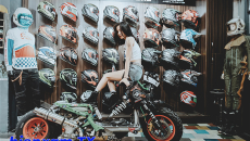 Cô nàng cá tính bên Honda Zoomer độ trục cơ sở kéo dài