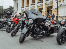 Video: Dàn xe mô tô phân khối lớn tiền tỷ của biker Hà Nội họp mặt đầu năm khiến nhiều người trầm trồ