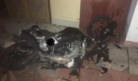 Thái Nguyên: Tự tông xe mô tô vào gốc cây, biker bị thương nghiêm trọng