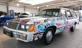 Chiếc Ford LTD Station Wagon 1984 độc nhất vô nhị này có giá đắt bằng vài chiếc siêu xe