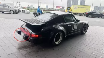 Vì sao chiếc Porsche 930 Turbo này lại có 2 cục gu to bản ở đuôi xe?