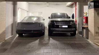 Nữ doanh nhân Hà Nội tậu xe điện Rolls-Royce Spectre