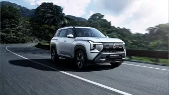 Chênh nhau 75 triệu đồng, hai phiên bản của Mitsubishi Destinator tại Việt Nam có gì khác biệt?