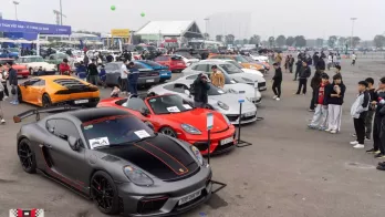Sự kiện xe ở Hà Nội quy tụ hàng trăm siêu xe, xe thể thao và đặc biệt xe độ tham dự