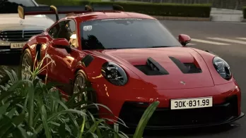 Cận cảnh Porsche 911 GT3 RS 992 thuộc sở hữu của Gen Z ở Hà Nội