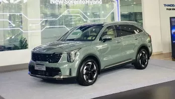 Kia Sorento Hybrid đời mới nhất được trưng bày tại Việt Nam, giao xe vào tháng 8, giá khoảng 1,6 tỷ đồng