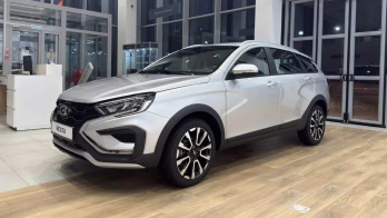 Lada Vesta SW Cross được hé lộ giá bán sau 1 năm cập cảng Việt Nam