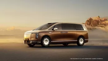 Rolls-Royce không làm MPV hạng sang nhưng thương hiệu xe của Huawei thì có