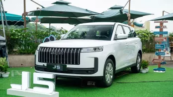 Jaecoo J5 được mở cọc tại Việt Nam, giá khởi điểm dưới 570 triệu đồng, cạnh tranh Toyota Yaris Cross