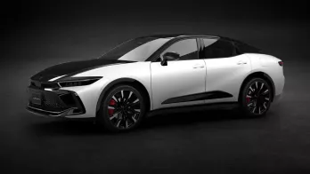 Toyota Crown Crossover 2027 lộ diện, được điều chỉnh chi tiết thiết kế từng gây nhiều tranh cãi