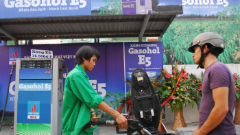 Xăng E5 và A95: Lựa chọn nào tốt nhất cho xe máy?