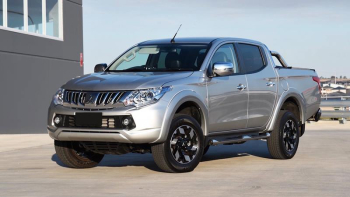 Giá xe Mitsubishi Triton 2018 mới nhất tháng 7/2018