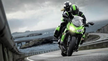 Kawasaki Z1000SX 2021: Giá xe Z1000SX mới nhất tháng 9/2021