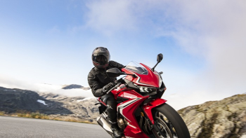 Xe CBR500R 2022: Giá xe Honda CBR500R cập nhật tháng 4/2022