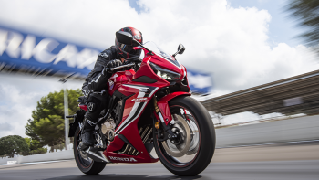 Xe CBR650R 2021: Giá Honda CBR650R cập nhật tháng 9/2021