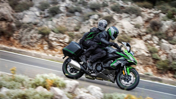 Kawasaki Z1000SX 2023: Giá xe Z1000SX cập nhật mới nhất hiện nay 2023