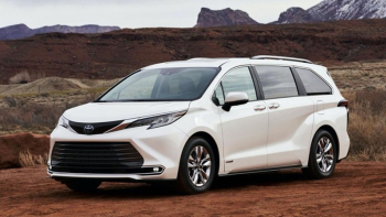 Toyota Sienna 2022: Giá xe Toyota Sienna và khuyến mãi mới nhất hiện nay