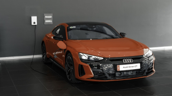 Audi e-tron GT: Giá xe Audi e-tron GT 2024 và những thông tin mới nhất thị trường hiện nay