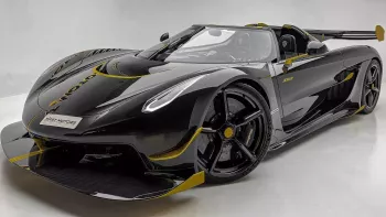 Koenigsegg yêu cầu 28 chủ xe Jesko ngừng lái xe sau vụ cháy của độc bản Attack "Nur Edition" có giá 4 triệu USD Koenigsegg yêu cầu 28 chủ xe Jesko ngừng lái xe sau vụ cháy của độc bản Attack "Nur Edition" có giá 4 triệu USD
