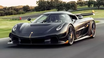 Vụ siêu phẩm Koenigsegg Jesko Attack "Nur Edition" bị cháy rụi: Hãng xe đã tìm thấy nguyên nhân, sẽ đền xe mới Vụ siêu phẩm Koenigsegg Jesko Attack "Nur Edition" bị cháy rụi: Hãng xe đã tìm thấy nguyên nhân, sẽ đền xe mới