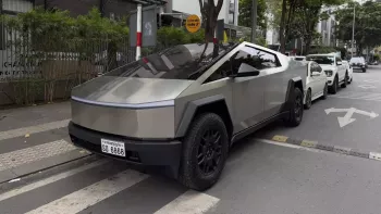 Siêu bán tải điện Tesla Cybertruck lại bị thu hồi, đã là lần thứ 7, lần này là hệ thống giám sát áp suất lốp Siêu bán tải điện Tesla Cybertruck lại bị thu hồi, đã là lần thứ 7, lần này là hệ thống giám sát áp suất lốp