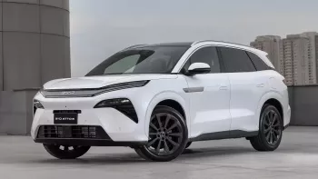 SUV hạng trung BYD Sealion 8 ra mắt phiên bản mới, chạy được 370 km sau 5 phút sạc