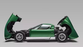 Nhân dịp Lamborghini Miura tròn 60 tuổi: Câu chuyện về chiếc xe huyền thoại không bao giờ lỗi thời